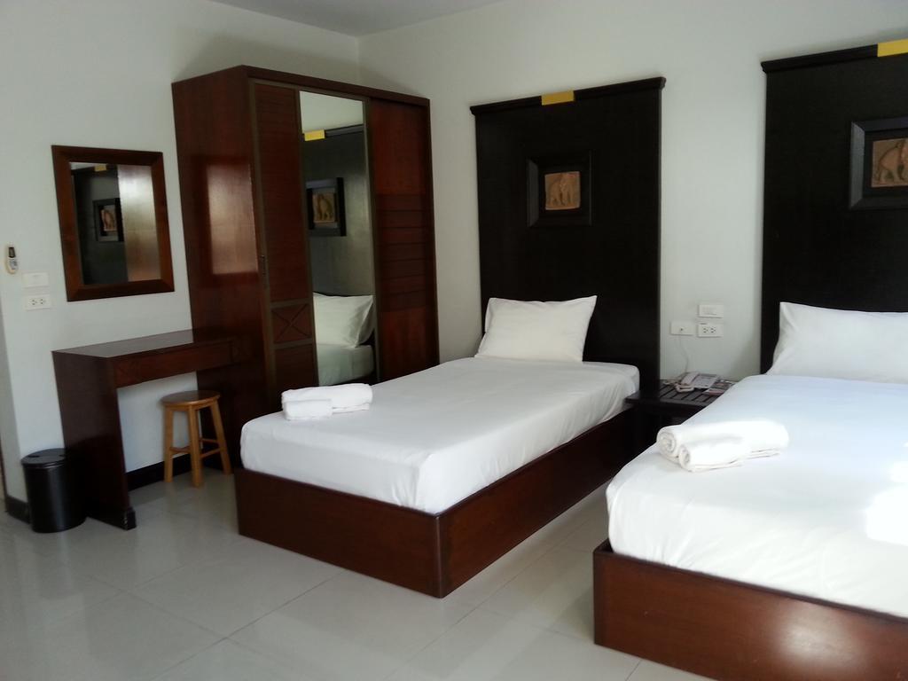 C.A.P Mansion Apartment Phuket Ngoại thất bức ảnh